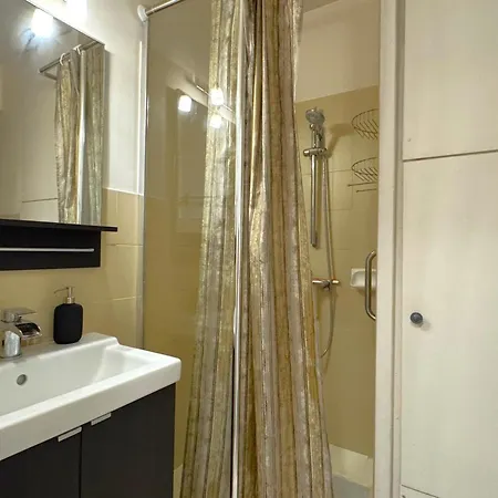 Moderne Et Fonctionnel Avec Wifi, - Fr-1-555-37 Apartment