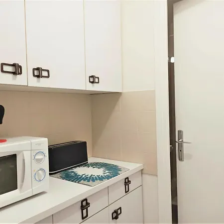 Lägenhet Moderne Et Fonctionnel Avec Wifi, - Fr-1-555-37