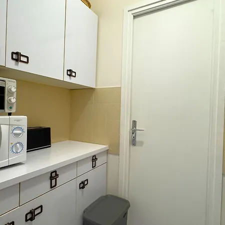 Moderne Et Fonctionnel Avec Wifi, - Fr-1-555-37