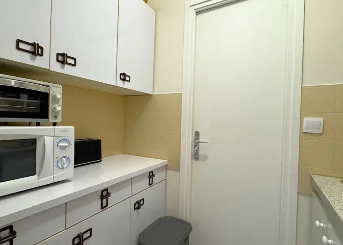 Moderne Et Fonctionnel Avec Wifi, - Fr-1-555-37